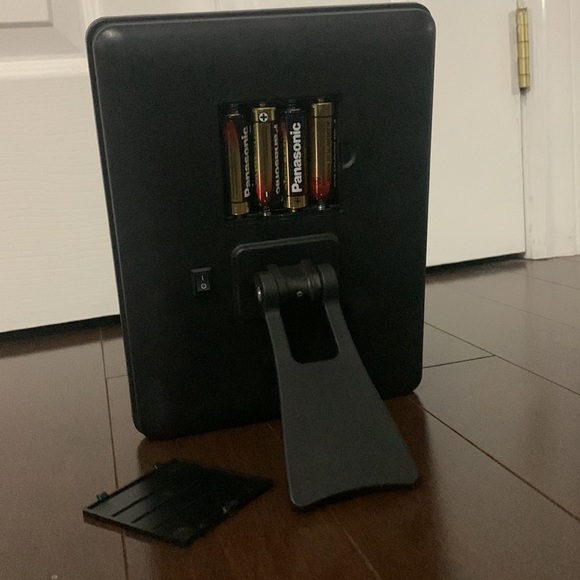 Light up face mirror - Picture 3 of 4